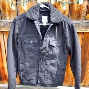 H&M black Sherpa lined denim jacket XS